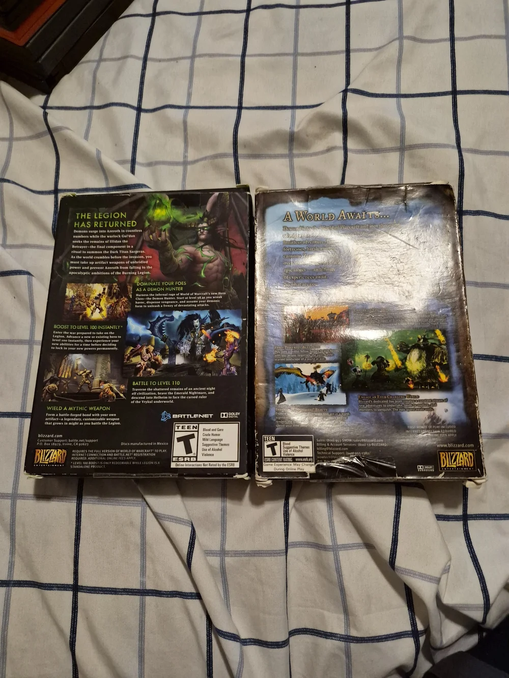 Blizzard World of Warcraft Collector's PC Game Box Set - Black & Green